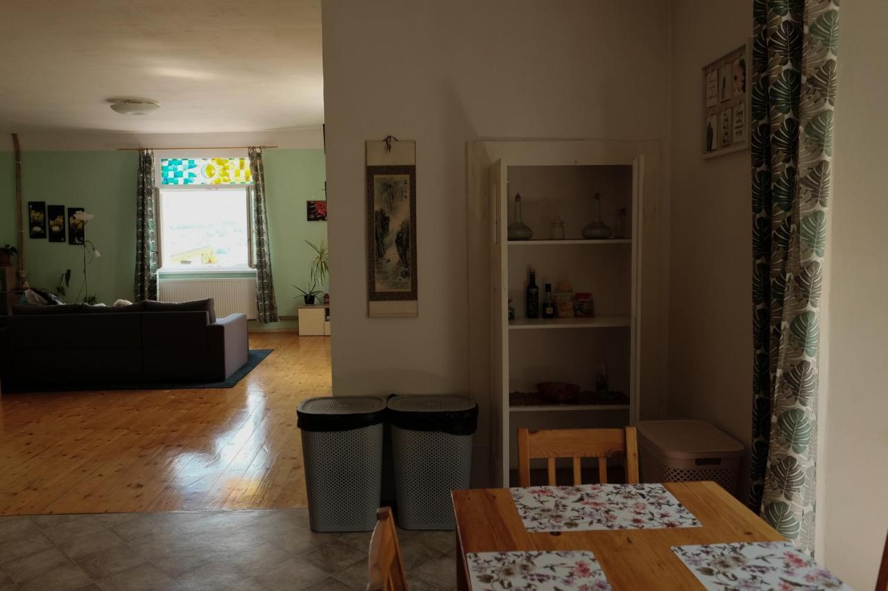 Art-House 2 Apartment เดชชิน ภายนอก รูปภาพ