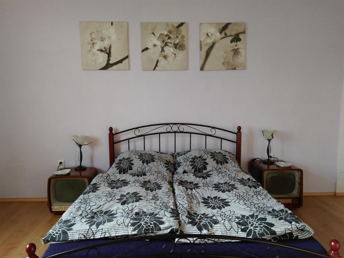 Art-House 2 Apartment เดชชิน ภายนอก รูปภาพ